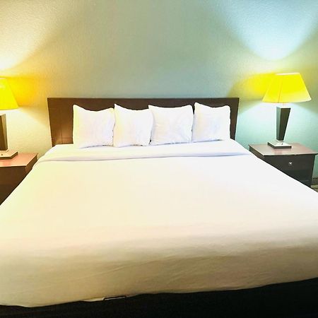 Baymont Inn & Suites By Wyndham Lincoln Ne Εξωτερικό φωτογραφία